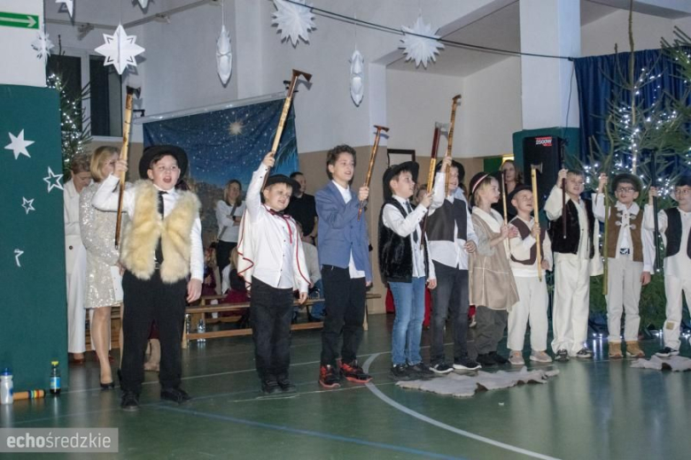 Jasełka w Szkole Podstawowej w Kostomłotach
