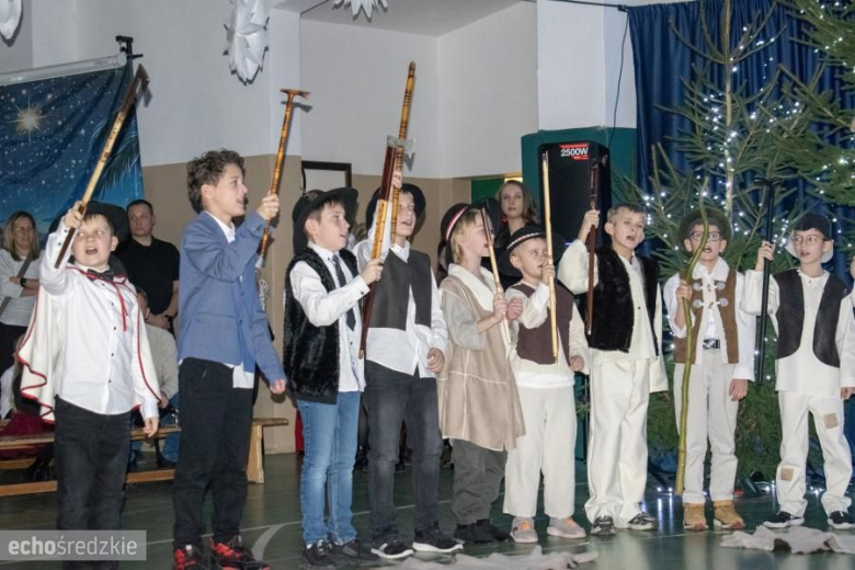 Jasełka w Szkole Podstawowej w Kostomłotach
