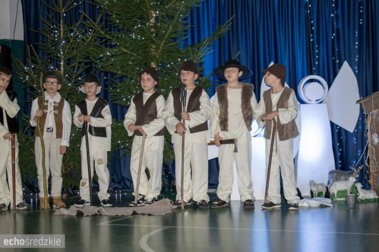 Jasełka w Szkole Podstawowej w Kostomłotach