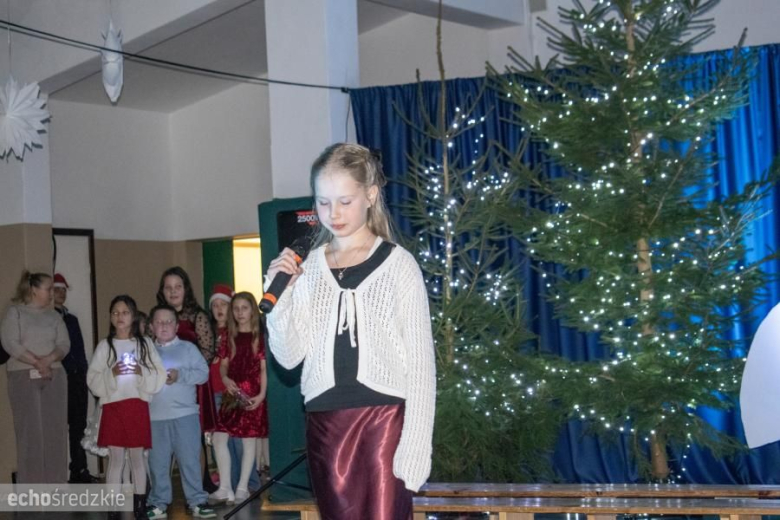 Jasełka w Szkole Podstawowej w Kostomłotach