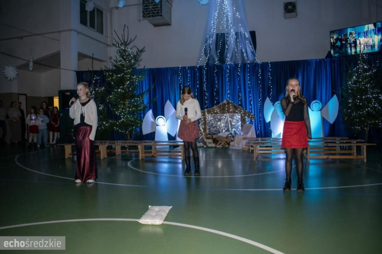 Jasełka w Szkole Podstawowej w Kostomłotach