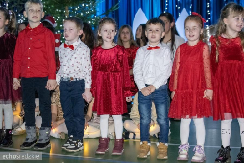 Jasełka w Szkole Podstawowej w Kostomłotach