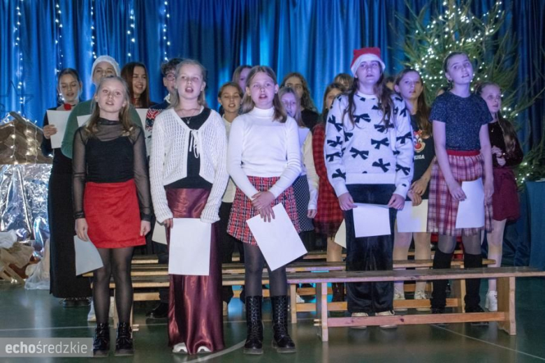 Jasełka w Szkole Podstawowej w Kostomłotach