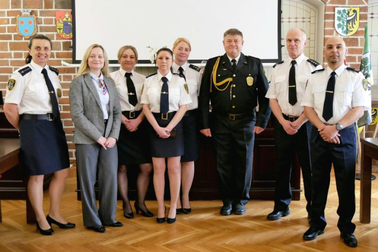 Na nowym etapie życia życzymy dużo zdrowia, spokoju oraz czasu na odpoczynek