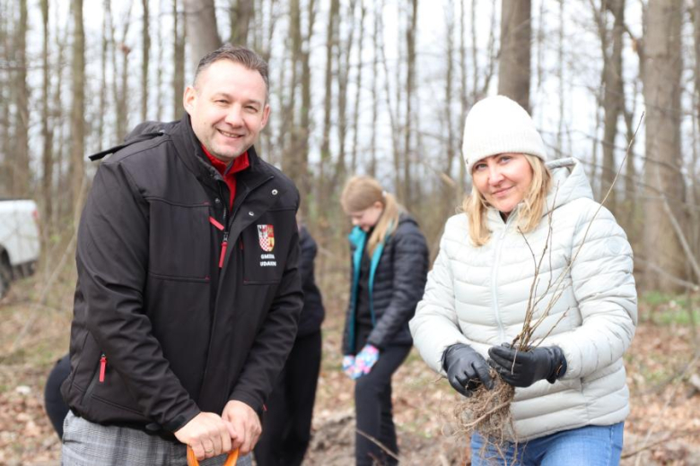 Wspólne sadzenie drzew