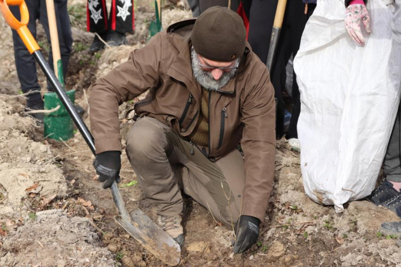 Wspólne sadzenie drzew