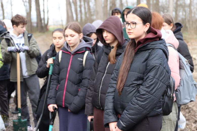 Wspólne sadzenie drzew