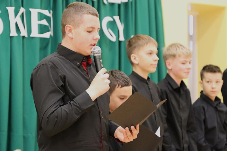 Symboliczny hołd dla zamordowanych w 1940 roku