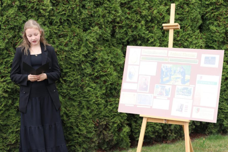 Symboliczny hołd dla zamordowanych w 1940 roku