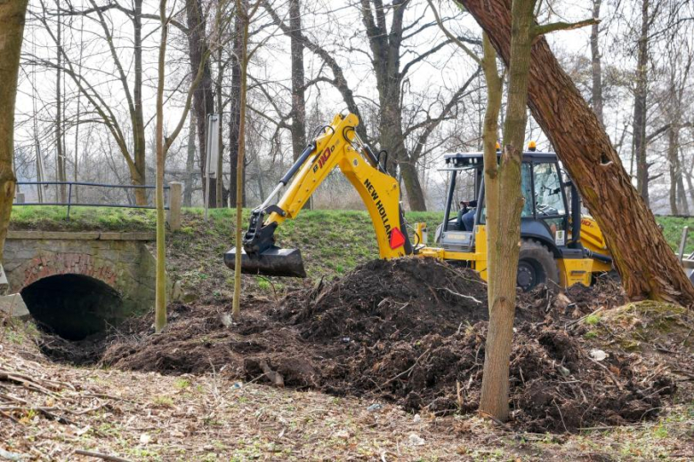 W ramach inwestycji powstaną m.in. miejsca odpoczynku, oświetlenie solarne, stacje naprawy
