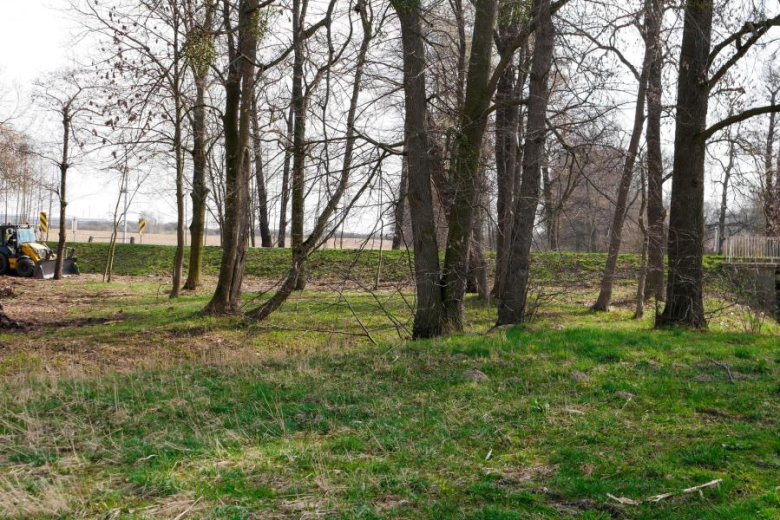 W ramach inwestycji powstaną m.in. miejsca odpoczynku, oświetlenie solarne, stacje naprawy