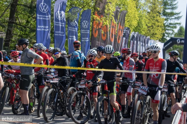 Setki uczestników na starcie Bike Maratonu
