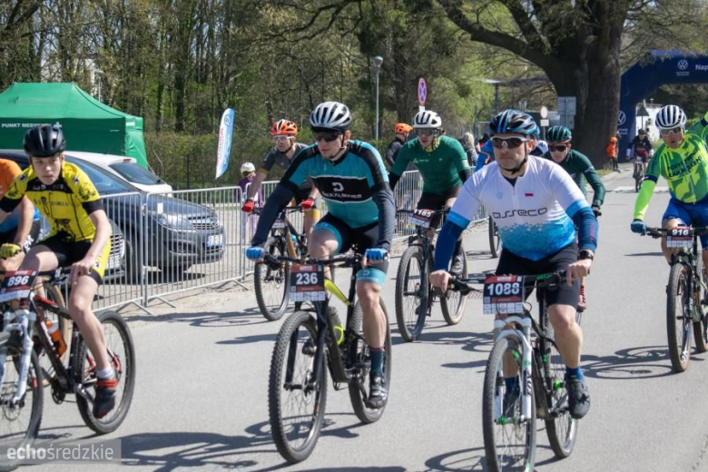 Setki uczestników na starcie Bike Maratonu