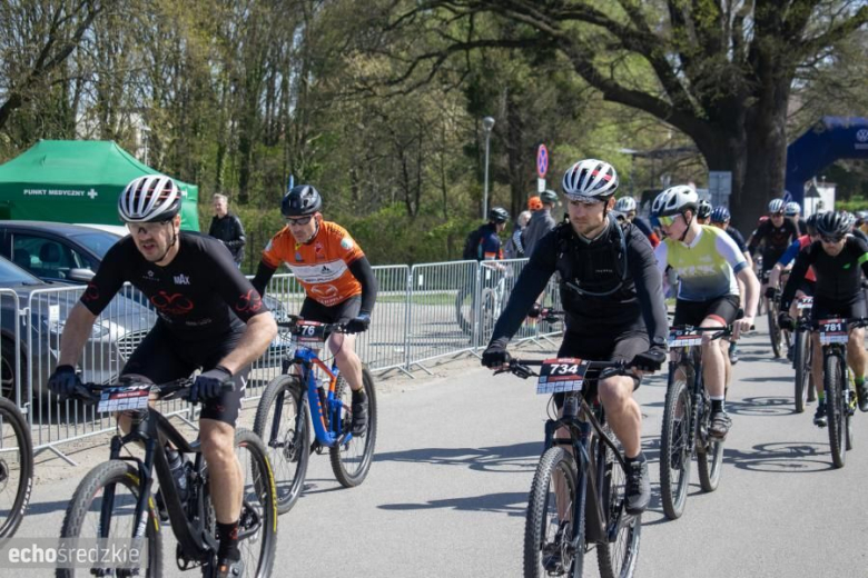Setki uczestników na starcie Bike Maratonu