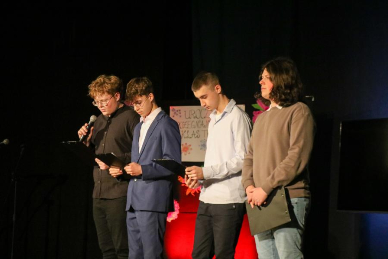 Maturzyści zakończyli rok szkolny