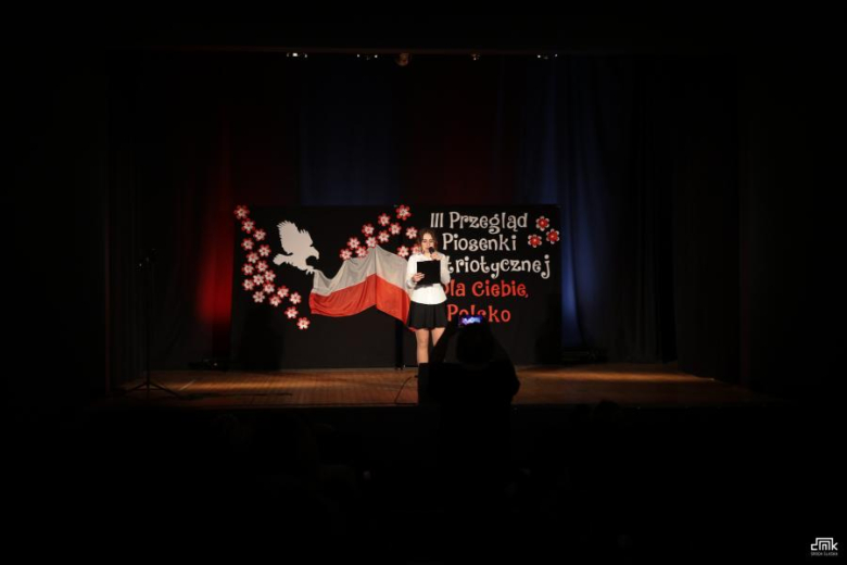 Patriotyczne dźwięki w średzkim Domu Kultury