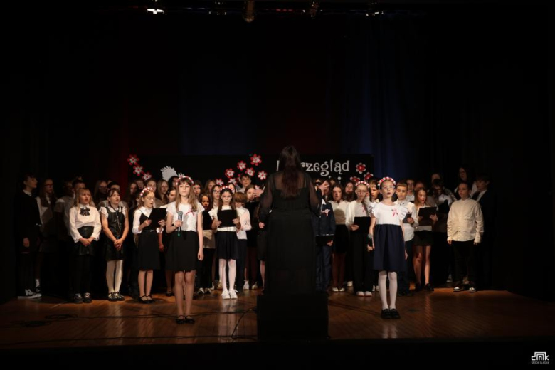 Patriotyczne dźwięki w średzkim Domu Kultury