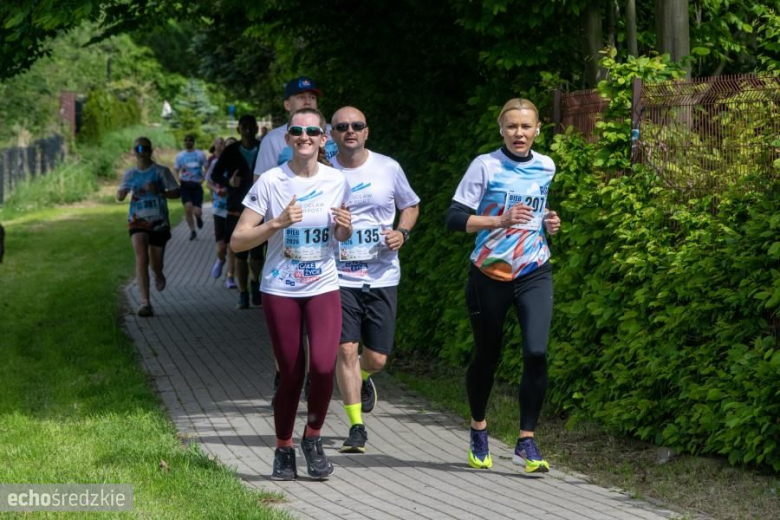 Na starcie stanęli zarówno doświadczeni biegacze, jak i amatorzy