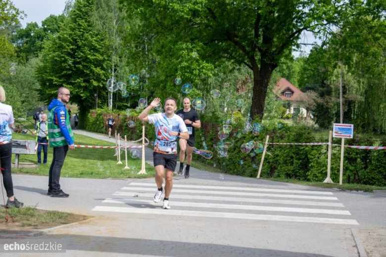 Na starcie stanęli zarówno doświadczeni biegacze, jak i amatorzy