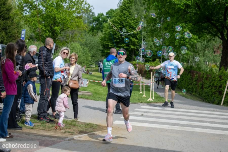 Na starcie stanęli zarówno doświadczeni biegacze, jak i amatorzy