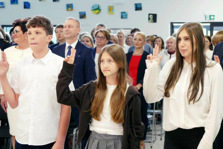 Wyjątkowa uroczystość odbyła się w Szkole Podstawowej nr 1 w Środzie Śląskiej