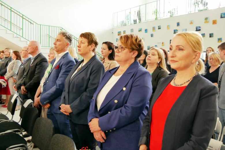 Wyjątkowa uroczystość odbyła się w Szkole Podstawowej nr 1 w Środzie Śląskiej