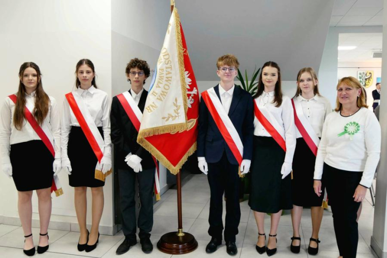 Wyjątkowa uroczystość odbyła się w Szkole Podstawowej nr 1 w Środzie Śląskiej