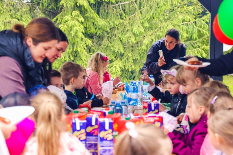 Remizę strażacką odwiedziły dzieci z Zespołu Szkolno-Przedszkolnego w Udaninie