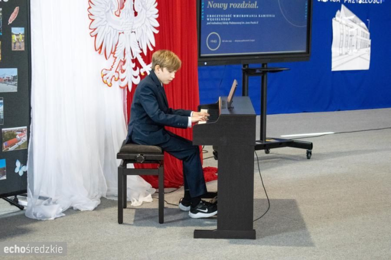 Wmurowanie kamienia węgielnego