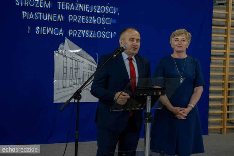 Wmurowanie kamienia węgielnego