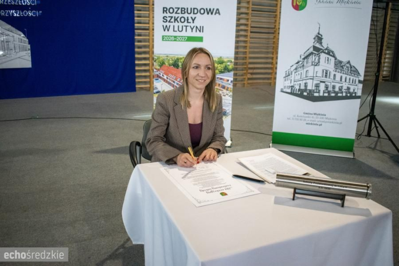Wmurowanie kamienia węgielnego