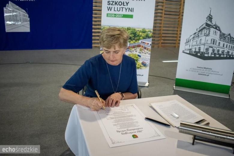 Wmurowanie kamienia węgielnego