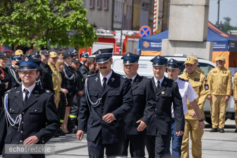 Powiatowy Dzień Strażaka na średzkim rynku