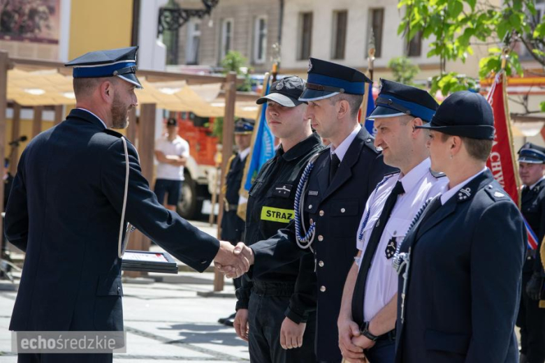 Powiatowy Dzień Strażaka na średzkim rynku