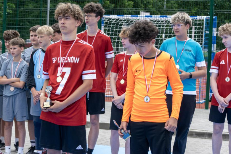 Otwarcie kompleksu sportowego w Ciechowie