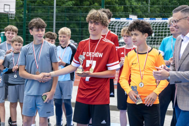 Otwarcie kompleksu sportowego w Ciechowie