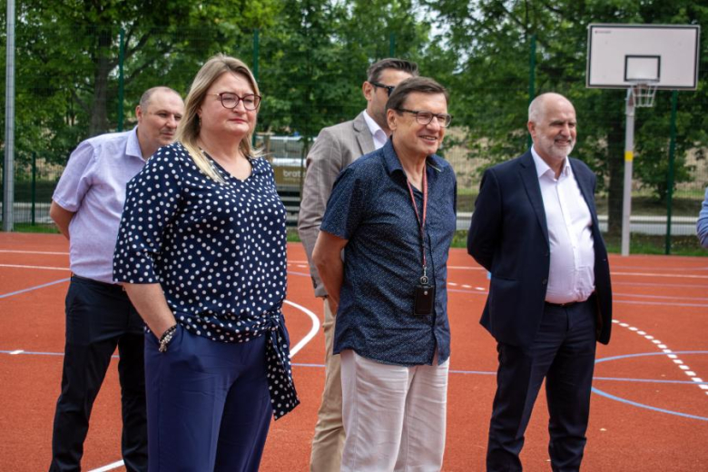 Otwarcie kompleksu sportowego w Ciechowie