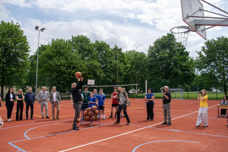 Otwarcie kompleksu sportowego w Ciechowie