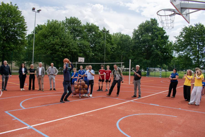 Otwarcie kompleksu sportowego w Ciechowie