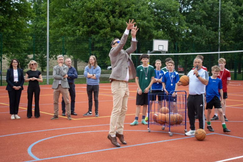 Otwarcie kompleksu sportowego w Ciechowie