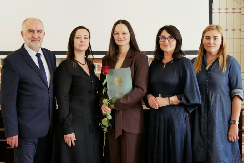 Pomyślnie zdały egzaminy i złożyły uroczyste ślubowanie 