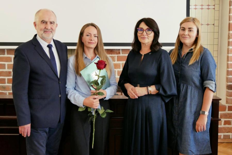 Pomyślnie zdały egzaminy i złożyły uroczyste ślubowanie 
