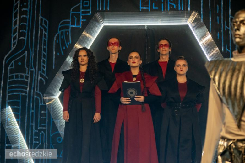 Premiera musicalu „Futuria” 