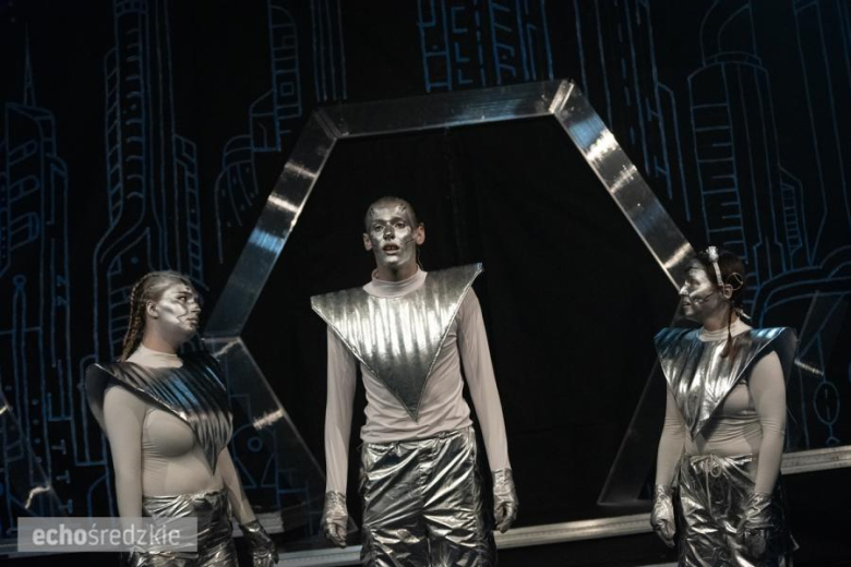 Premiera musicalu „Futuria” 