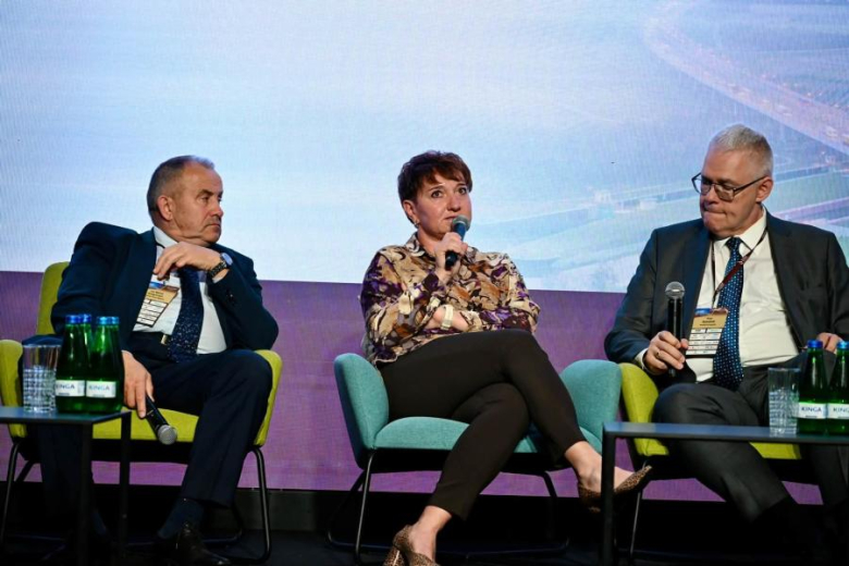 Burmistrz Miękini był jednym z prelegentów panelu dyskusyjnego