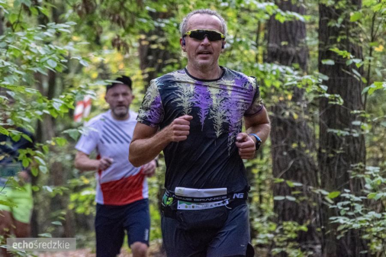 Biegowe emocje w jesiennej scenerii Wilkszyna. Za nami XI Półmaraton Piastowski
