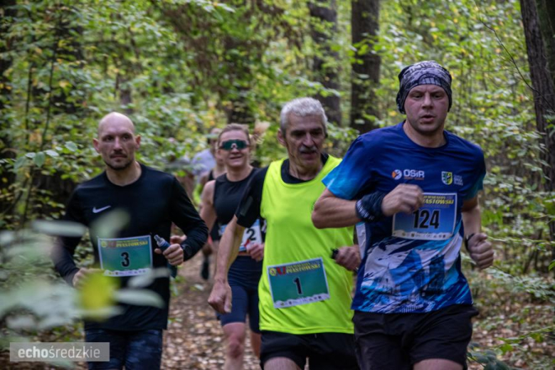 Biegowe emocje w jesiennej scenerii Wilkszyna. Za nami XI Półmaraton Piastowski