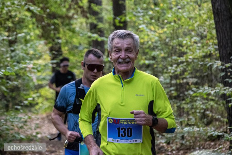 Biegowe emocje w jesiennej scenerii Wilkszyna. Za nami XI Półmaraton Piastowski