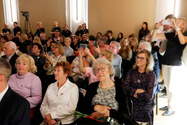 	Osiem dekad działalności to piękna historia
