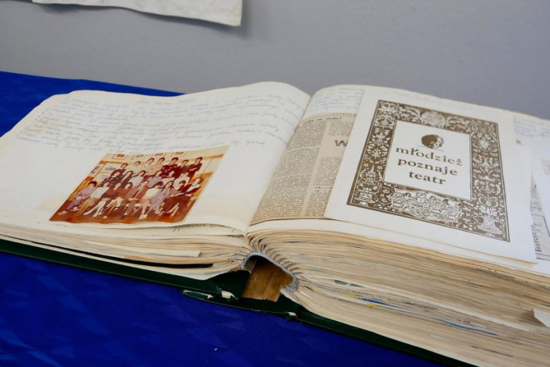 	Osiem dekad działalności to piękna historia